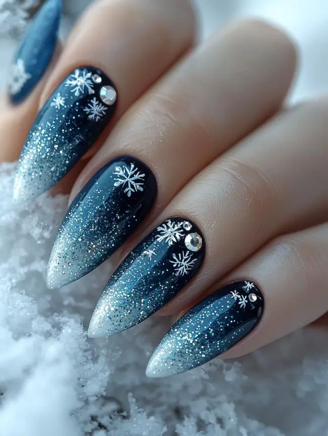 Xmas Nail Design Ideas for Christmas