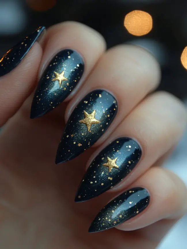 Xmas Nail Design Ideas for Christmas