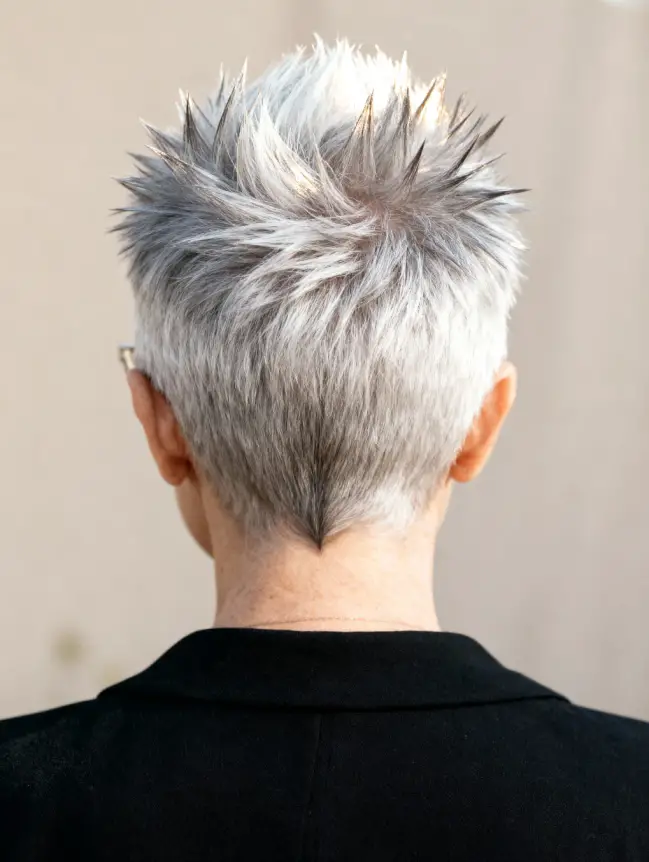 Pixie Haircuts for Women Over 70 with Glasses