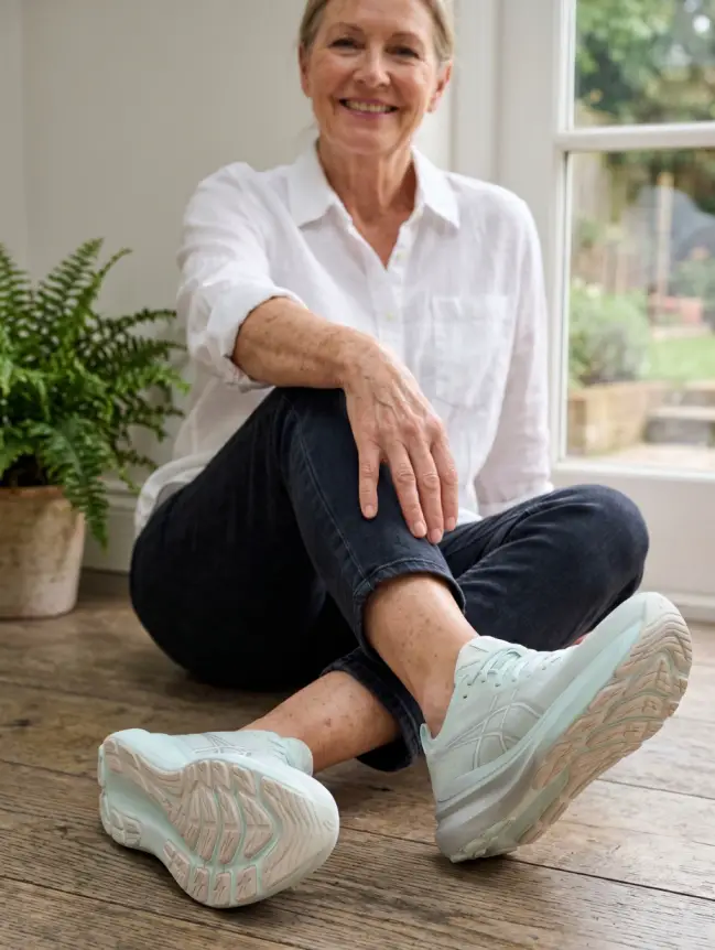Walking Shoes for Women Over 60 with Knee Pain