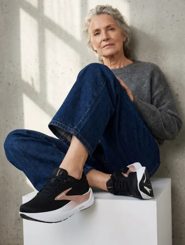 Walking Shoes for Women Over 60 with Knee Pain